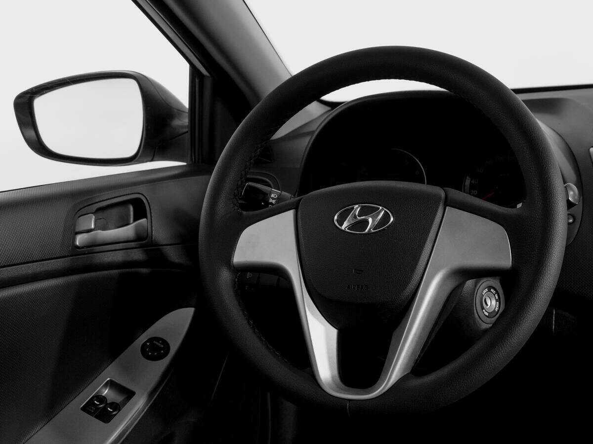 Hyundai Solaris б/у, 2015, Автоматическая. Фото: #13