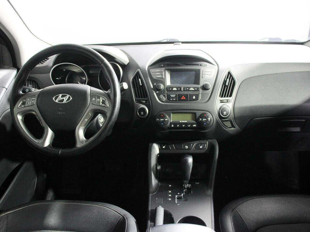Hyundai ix35 б/у, 2013, Автоматическая. Фото: #9