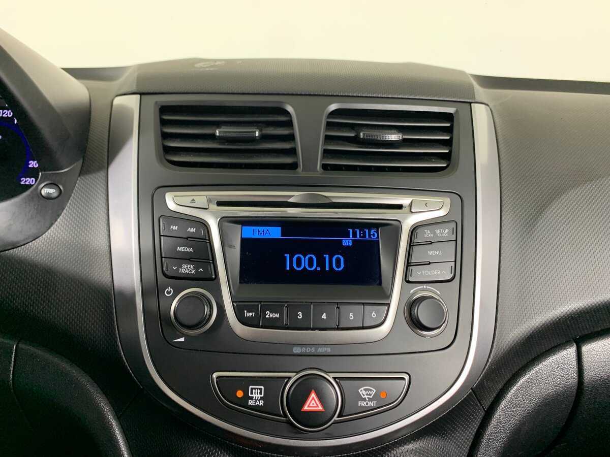 Hyundai Solaris б/у, 2016, Механическая. Фото: #15