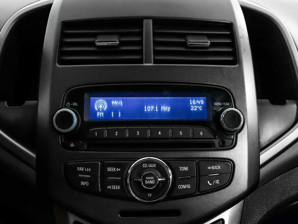 Chevrolet Aveo б/у, 2014, Механическая. Фото: #12