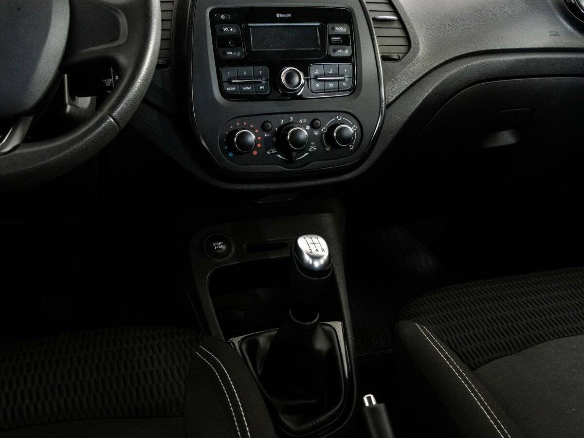 Renault Kaptur б/у, 2018, Механическая. Фото: #11