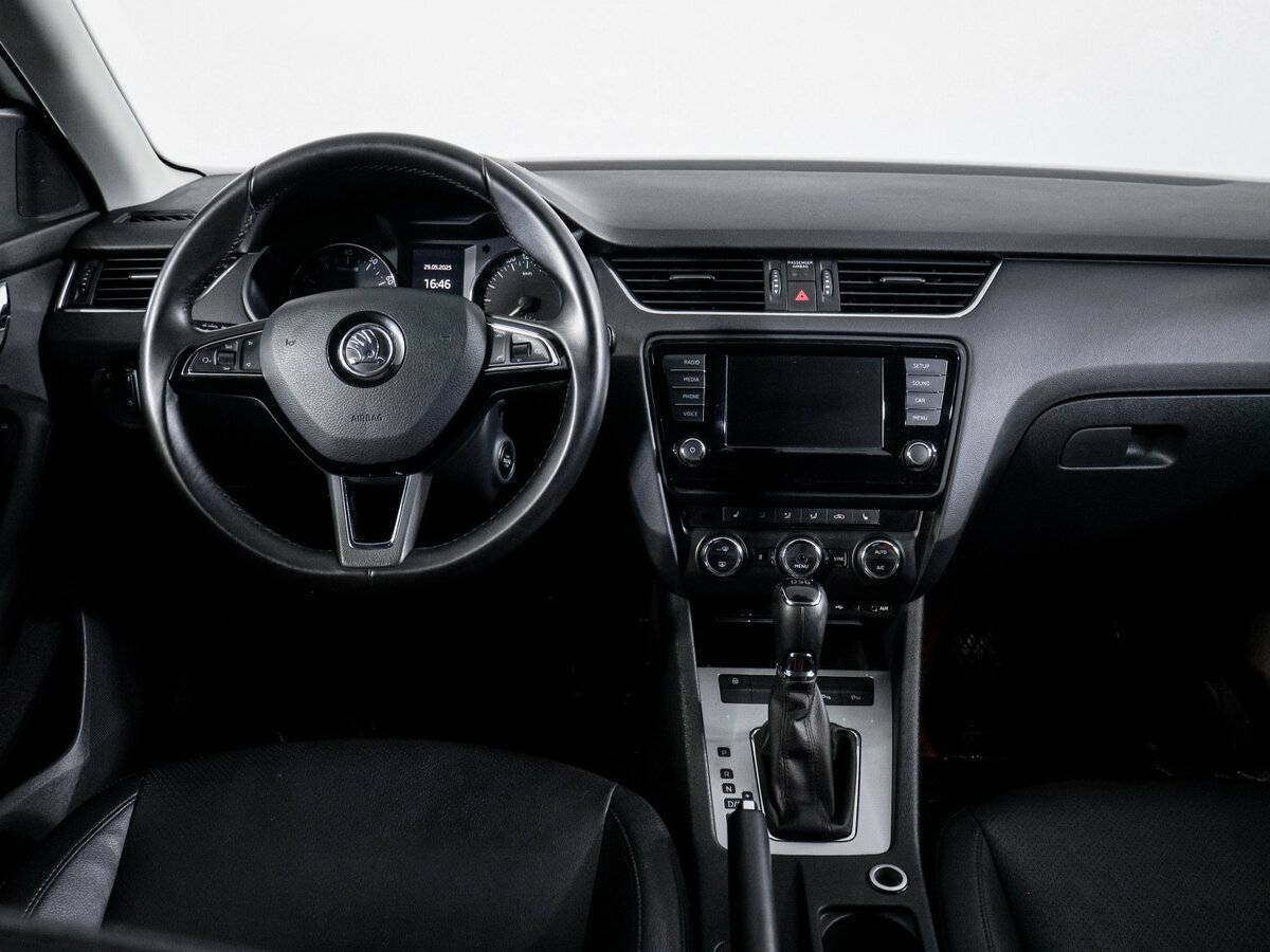 Skoda Octavia б/у, 2016, Роботизированная. Фото: #11
