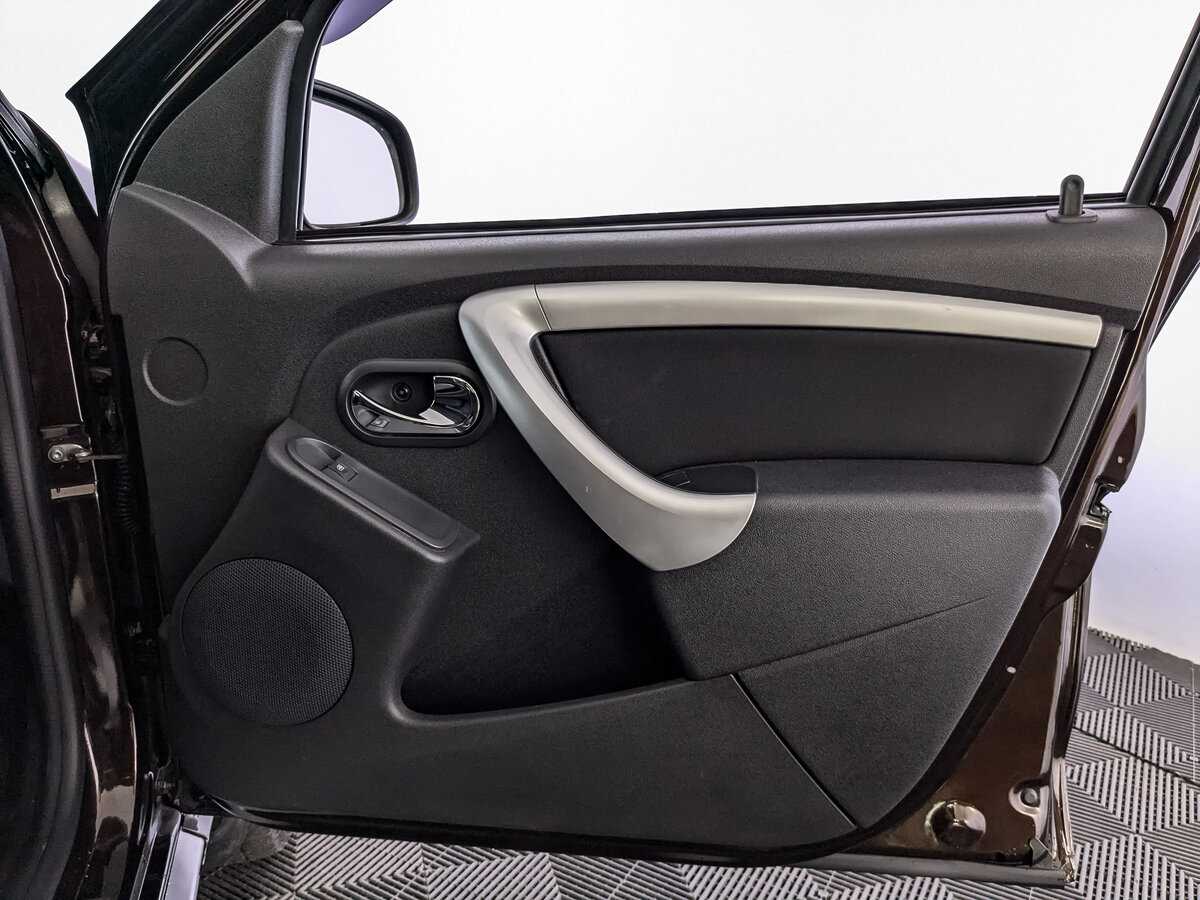 Nissan Terrano б/у, 2020, Механическая. Фото: #18