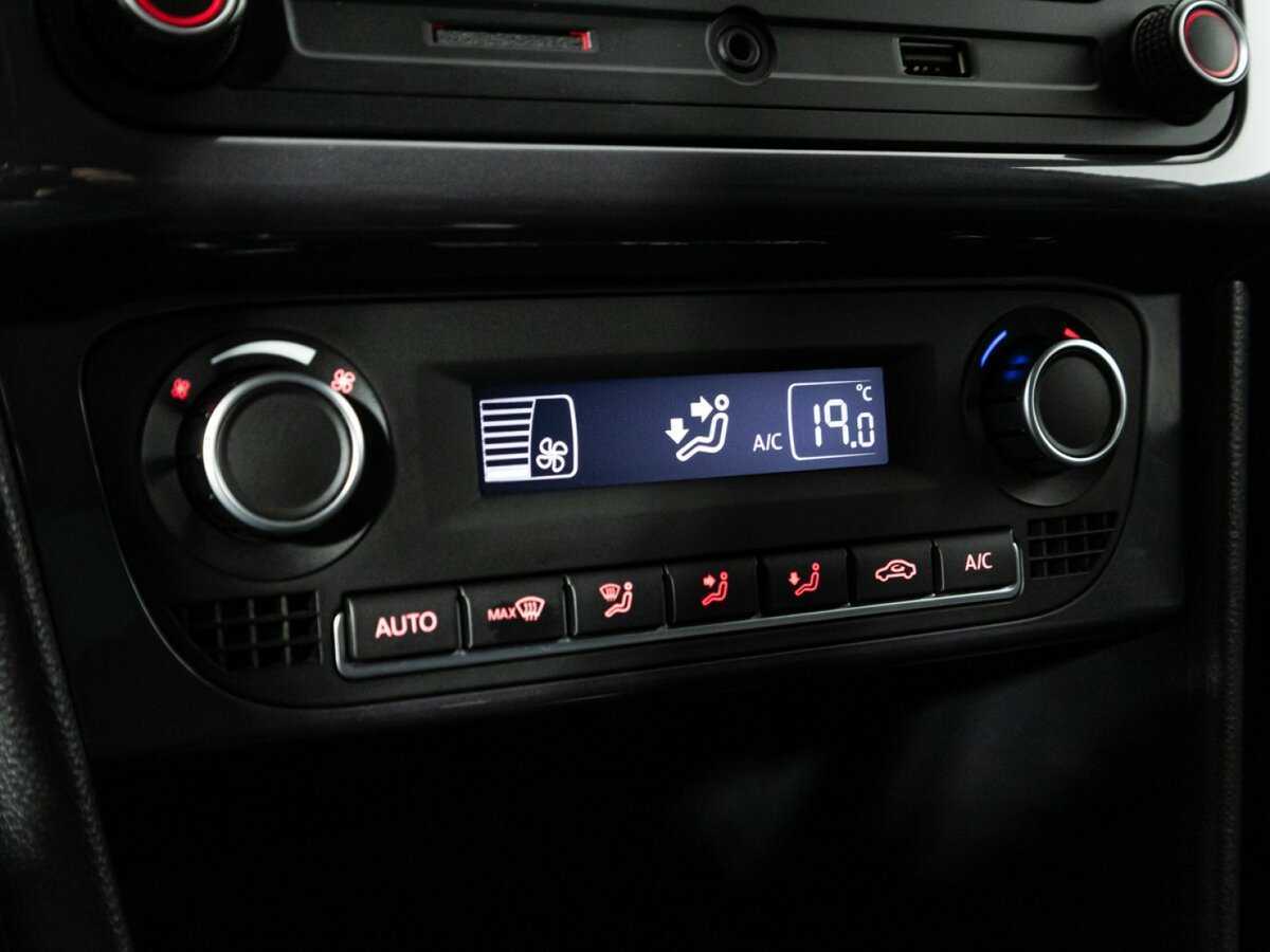 Volkswagen Polo б/у, 2018, Автоматическая. Фото: #16