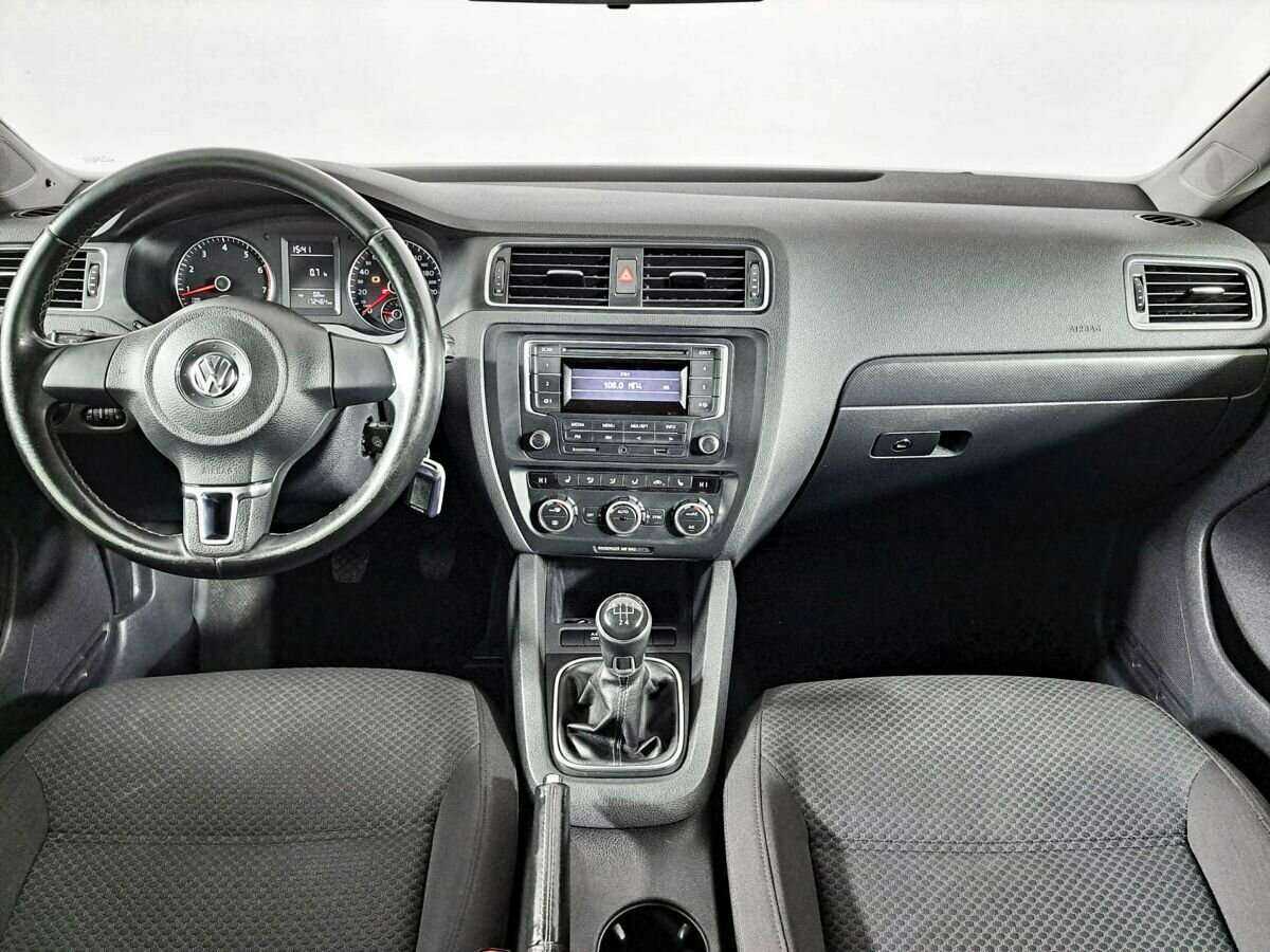Volkswagen Jetta б/у, 2014, Механическая. Фото: #9