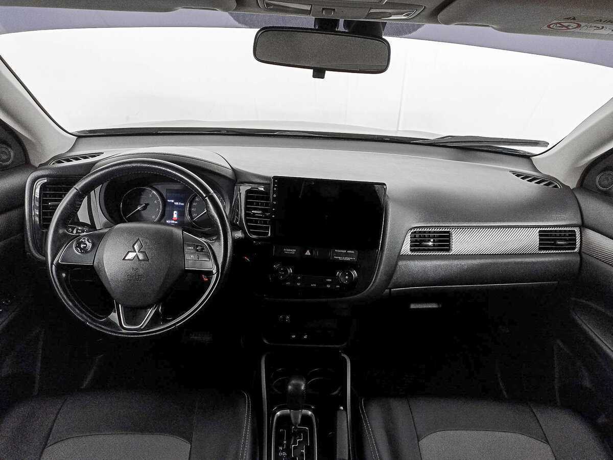 Mitsubishi Outlander б/у, 2018, Вариатор. Фото: #12