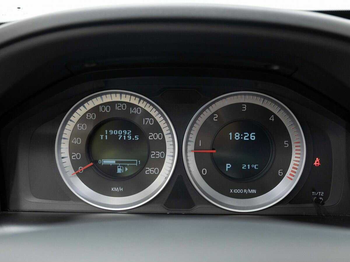 Volvo XC60 б/у, 2013, Автоматическая. Фото: #18