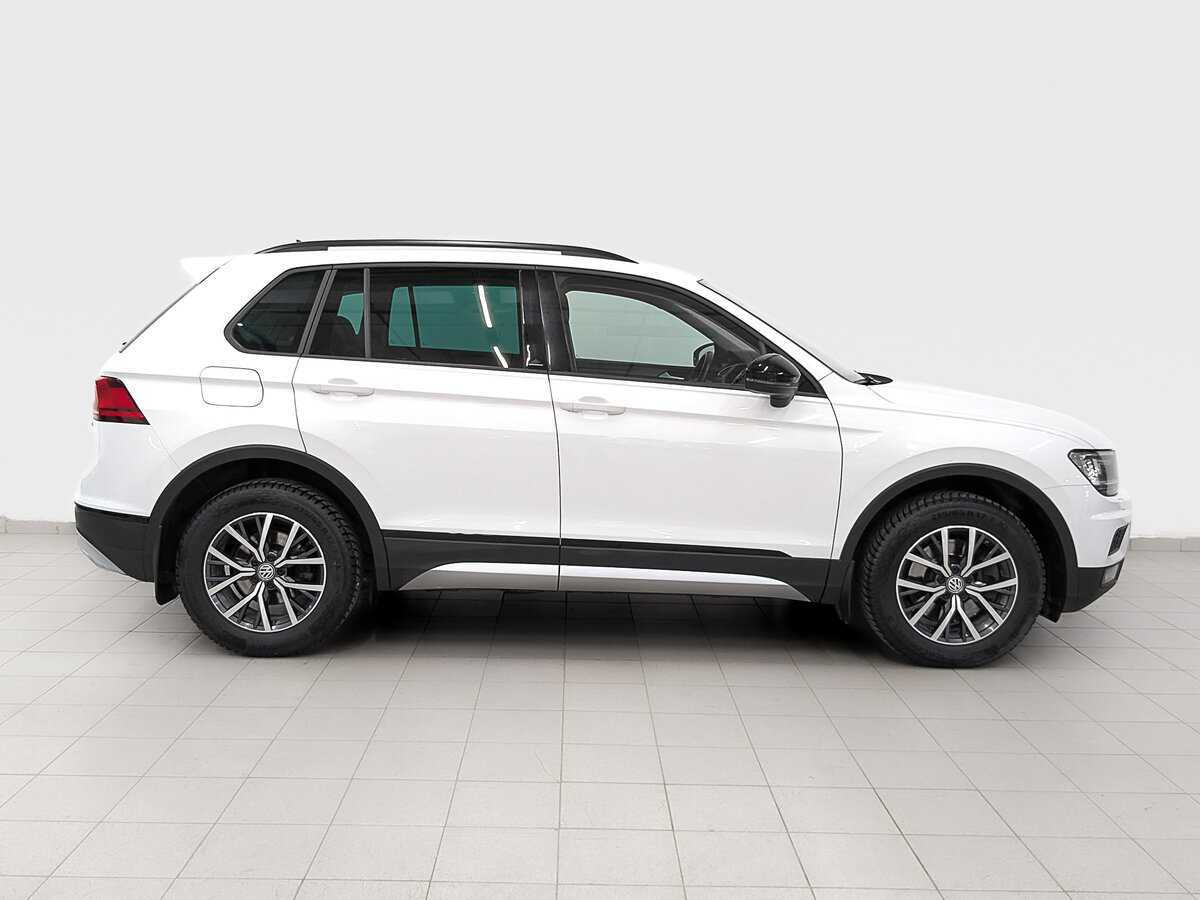 Volkswagen Tiguan б/у, 2020, Роботизированная. Фото: #3