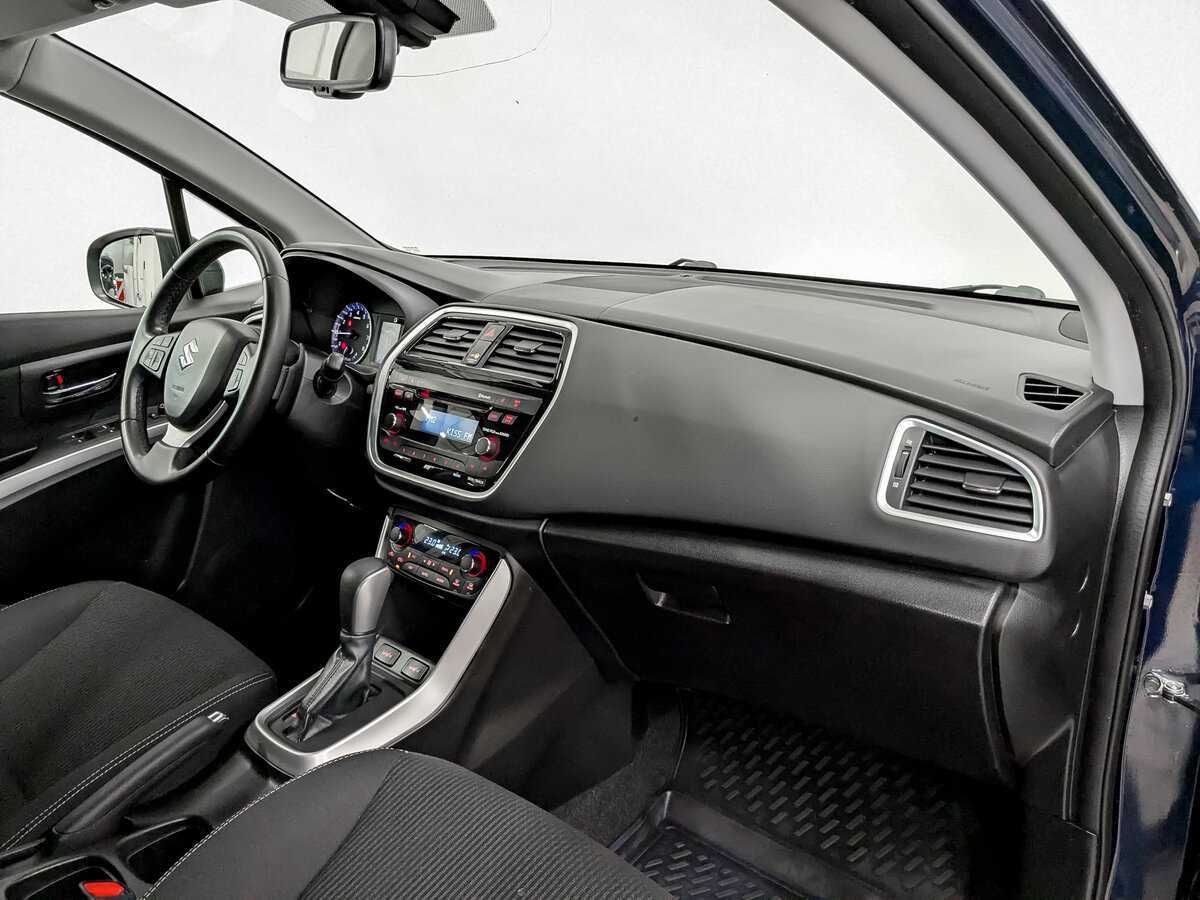 Suzuki SX4 б/у, 2017, Автоматическая. Фото: #10