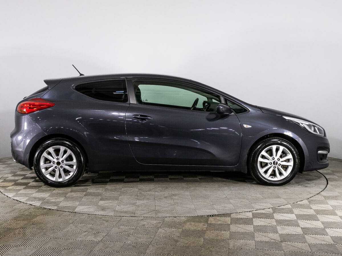 Kia Ceed б/у, 2016, Автоматическая. Фото: #3