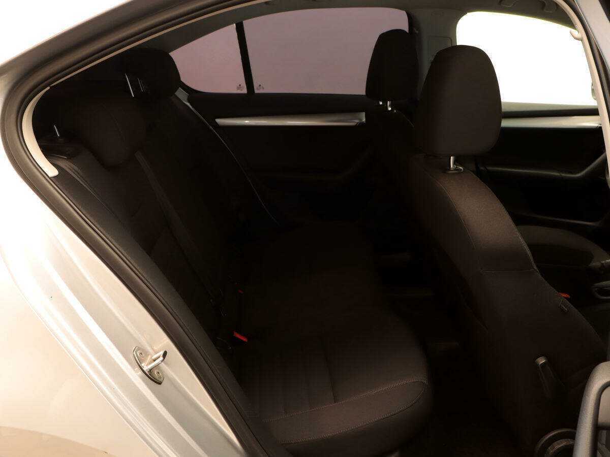 Skoda Octavia б/у, 2013, Механическая. Фото: #7