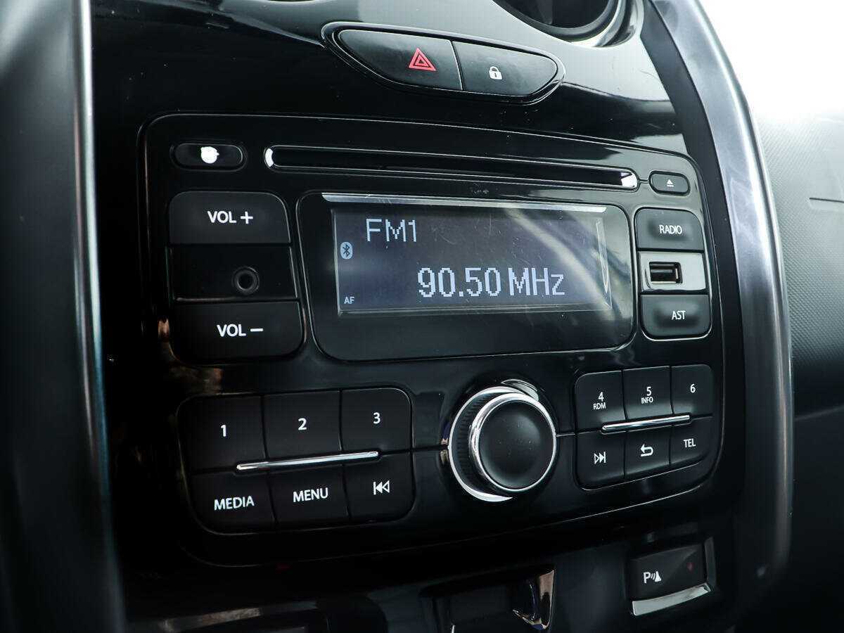 Renault Duster б/у, 2016, Механическая. Фото: #16