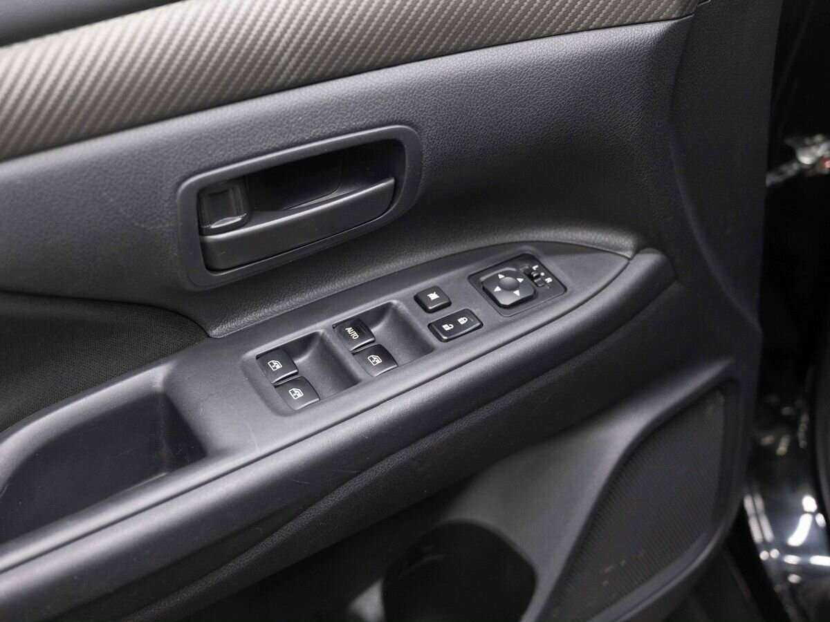 Mitsubishi Outlander б/у, 2016, Вариатор. Фото: #17