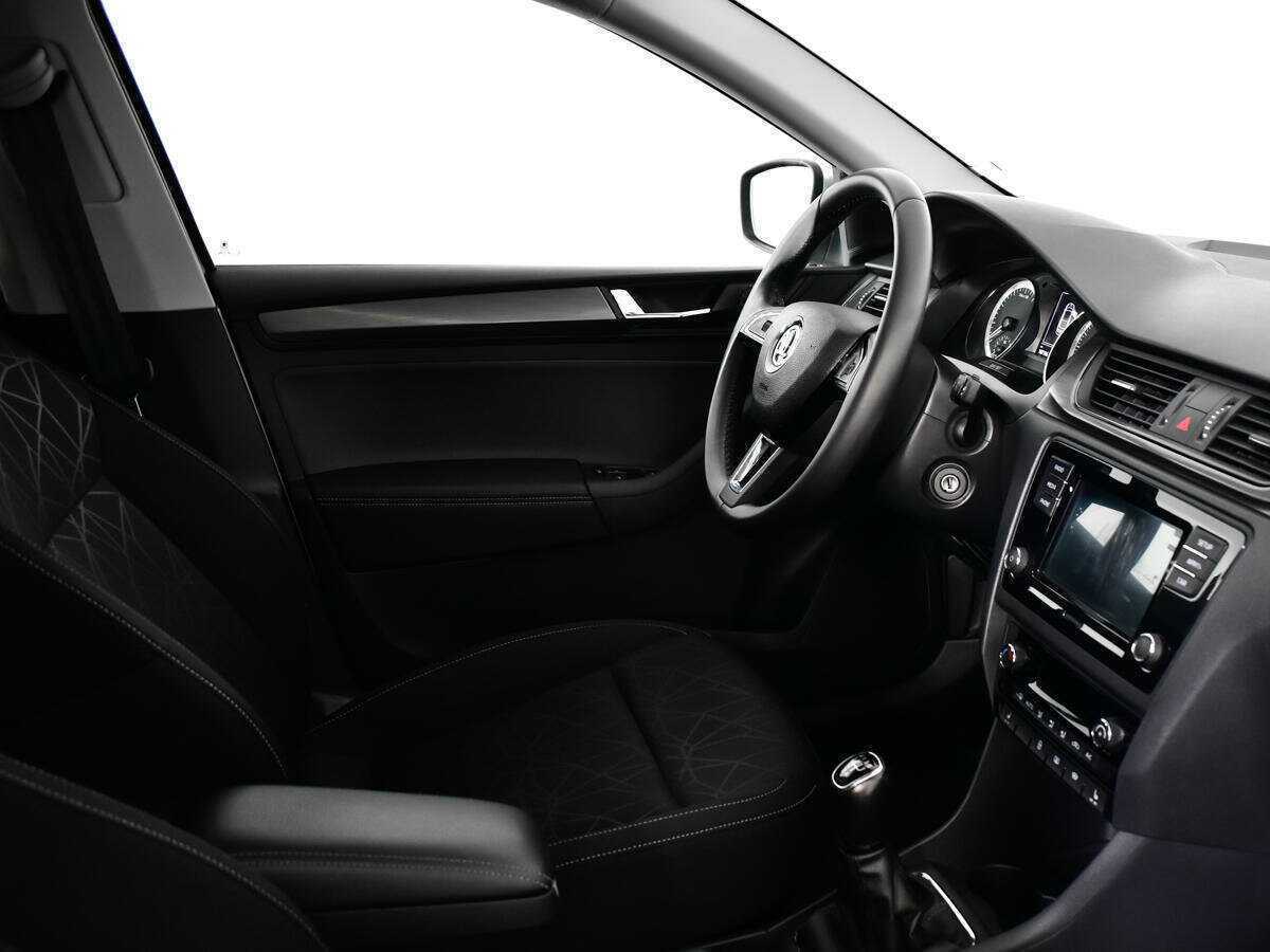 Skoda Rapid б/у, 2019, Механическая. Фото: #8