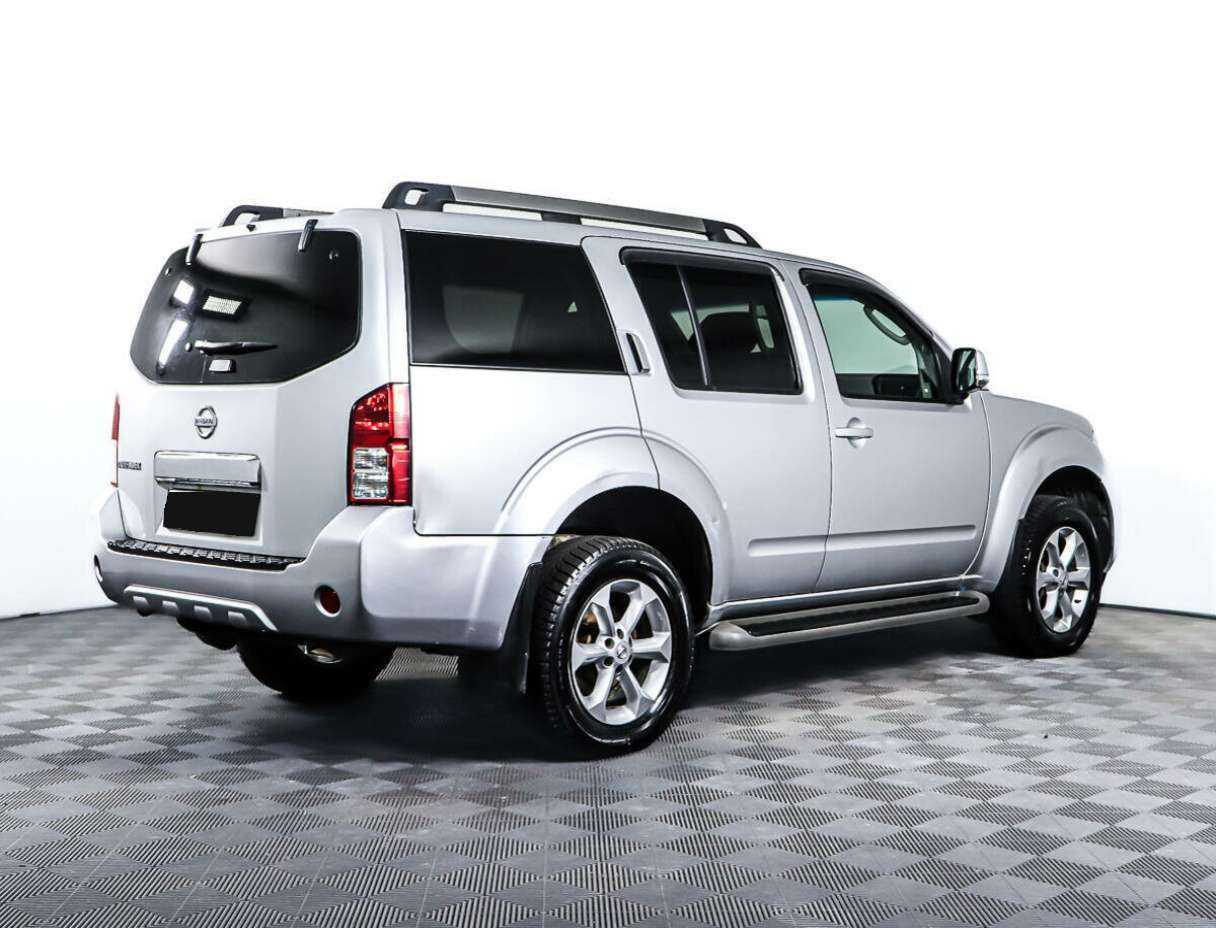 Nissan Pathfinder б/у, 2012, Механическая. Фото: #4