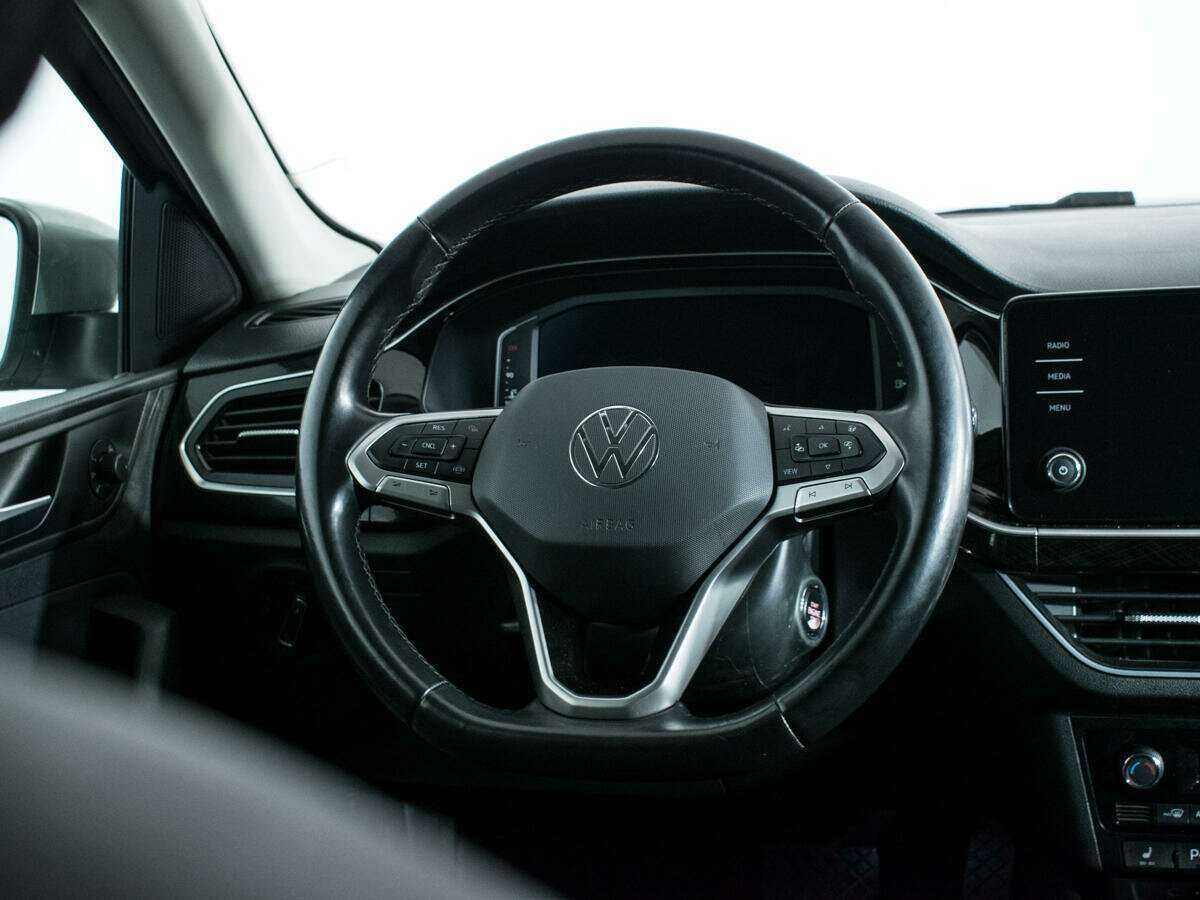 Volkswagen Polo б/у, 2020, Роботизированная. Фото: #13