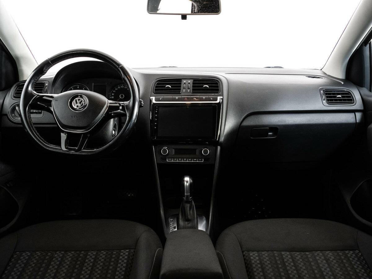 Volkswagen Polo б/у, 2017, Автоматическая. Фото: #7