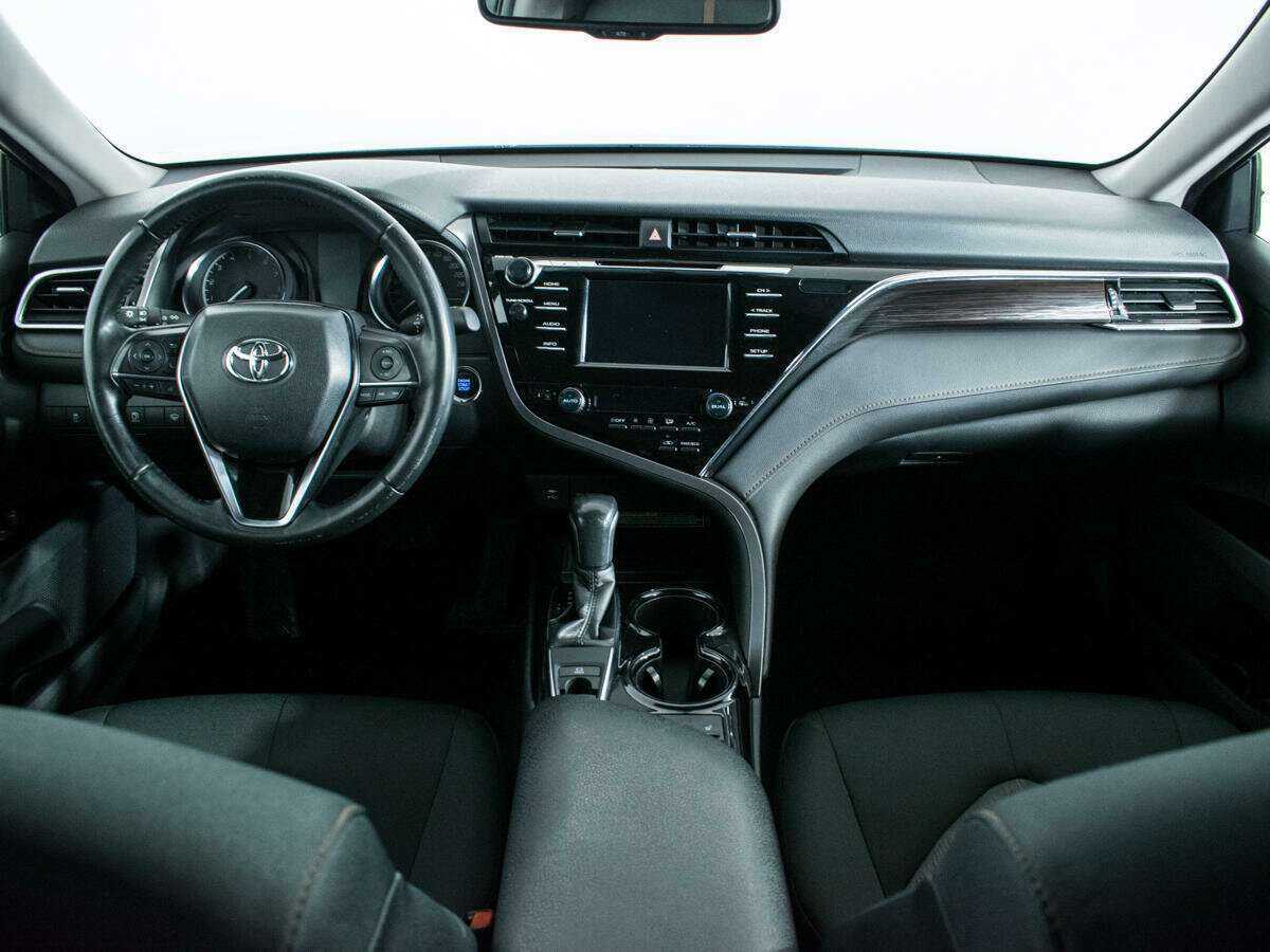 Toyota Camry б/у, 2020, Автоматическая. Фото: #11