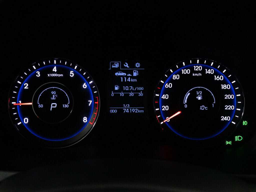 Hyundai i40 б/у, 2015, Автоматическая. Фото: #11