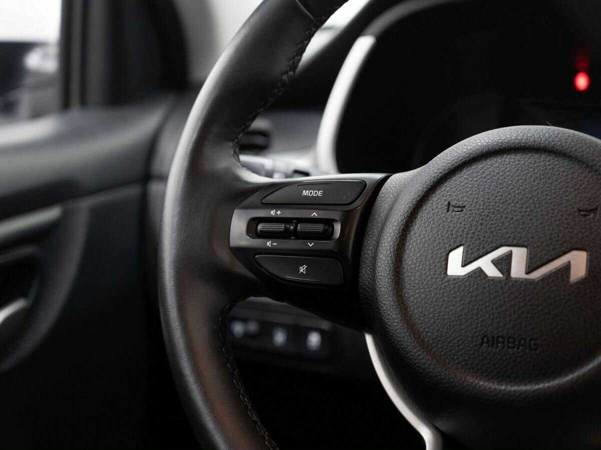 Kia Rio б/у, 2022, Механическая. Фото: #12
