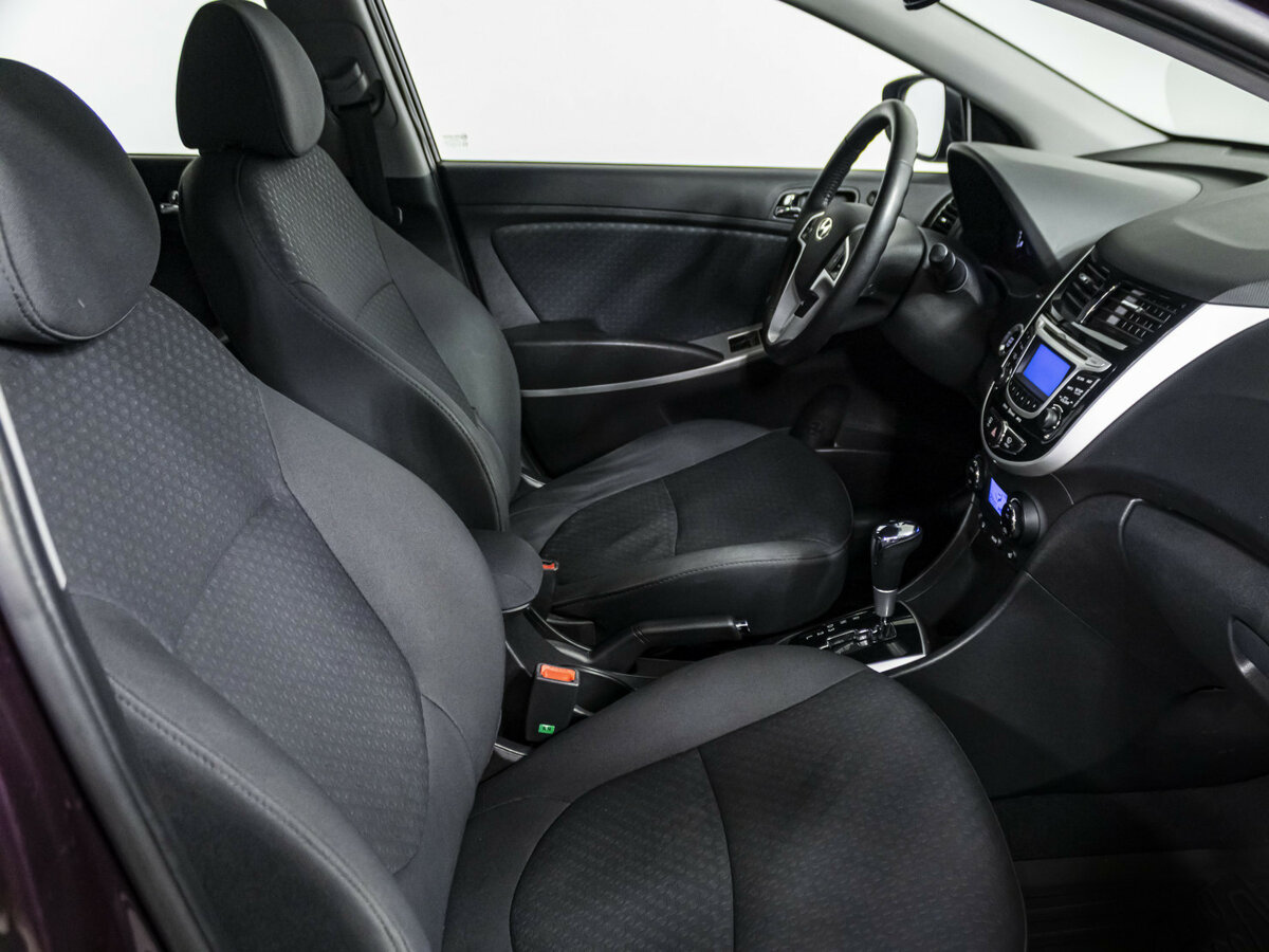 Hyundai Solaris б/у, 2012, Автоматическая. Фото: #8