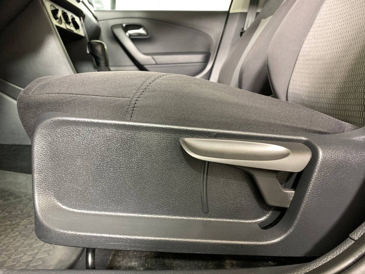 Volkswagen Polo б/у, 2014, Автоматическая. Фото: #15