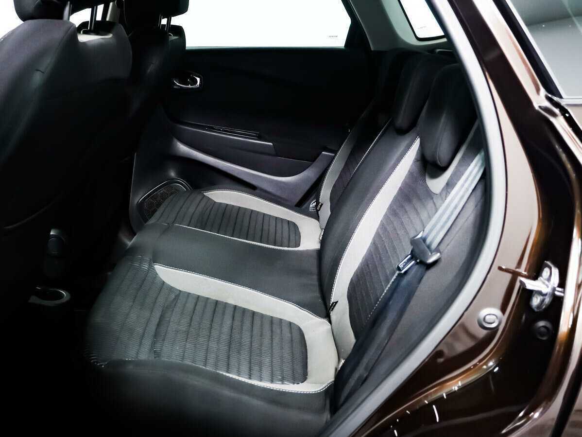 Renault Kaptur б/у, 2017, Автоматическая. Фото: #11