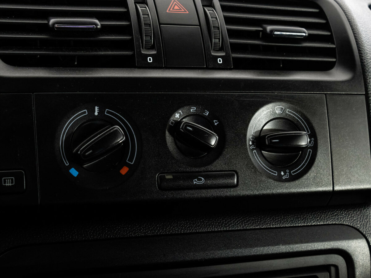 Skoda Fabia б/у, 2013, Механическая. Фото: #13