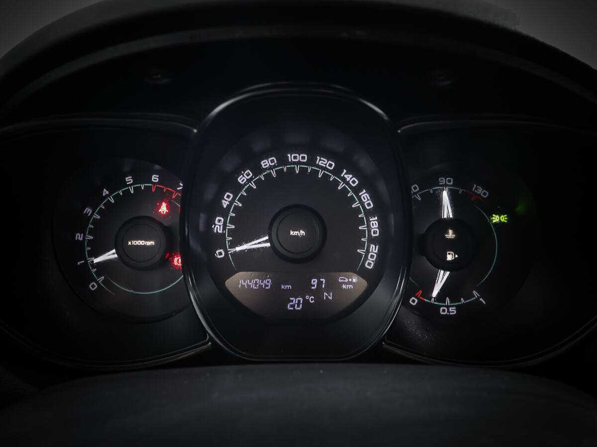 Lada (ВАЗ) Vesta б/у, 2016, Роботизированная. Фото: #12