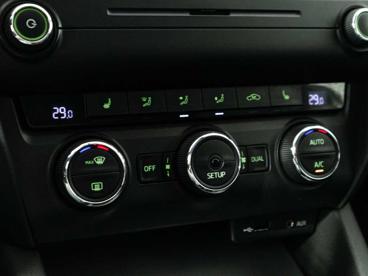 Skoda Octavia б/у, 2014, Механическая. Фото: #16