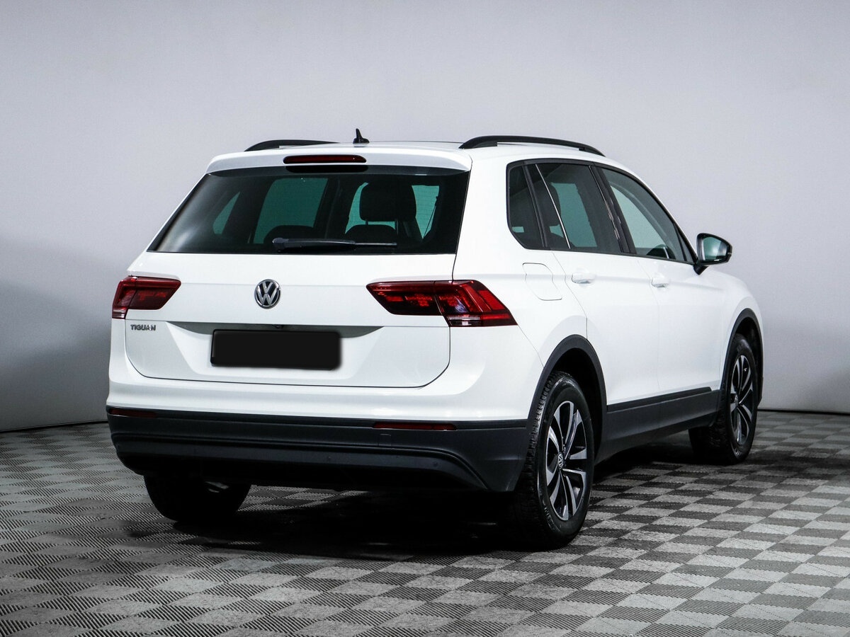 Volkswagen Tiguan б/у, 2020, Роботизированная. Фото: #3