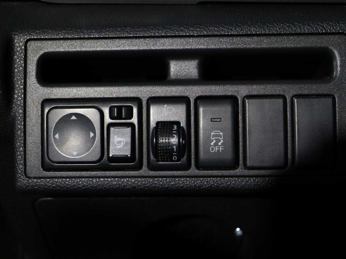 Dongfeng AX7 б/у, 2017, Автоматическая. Фото: #17