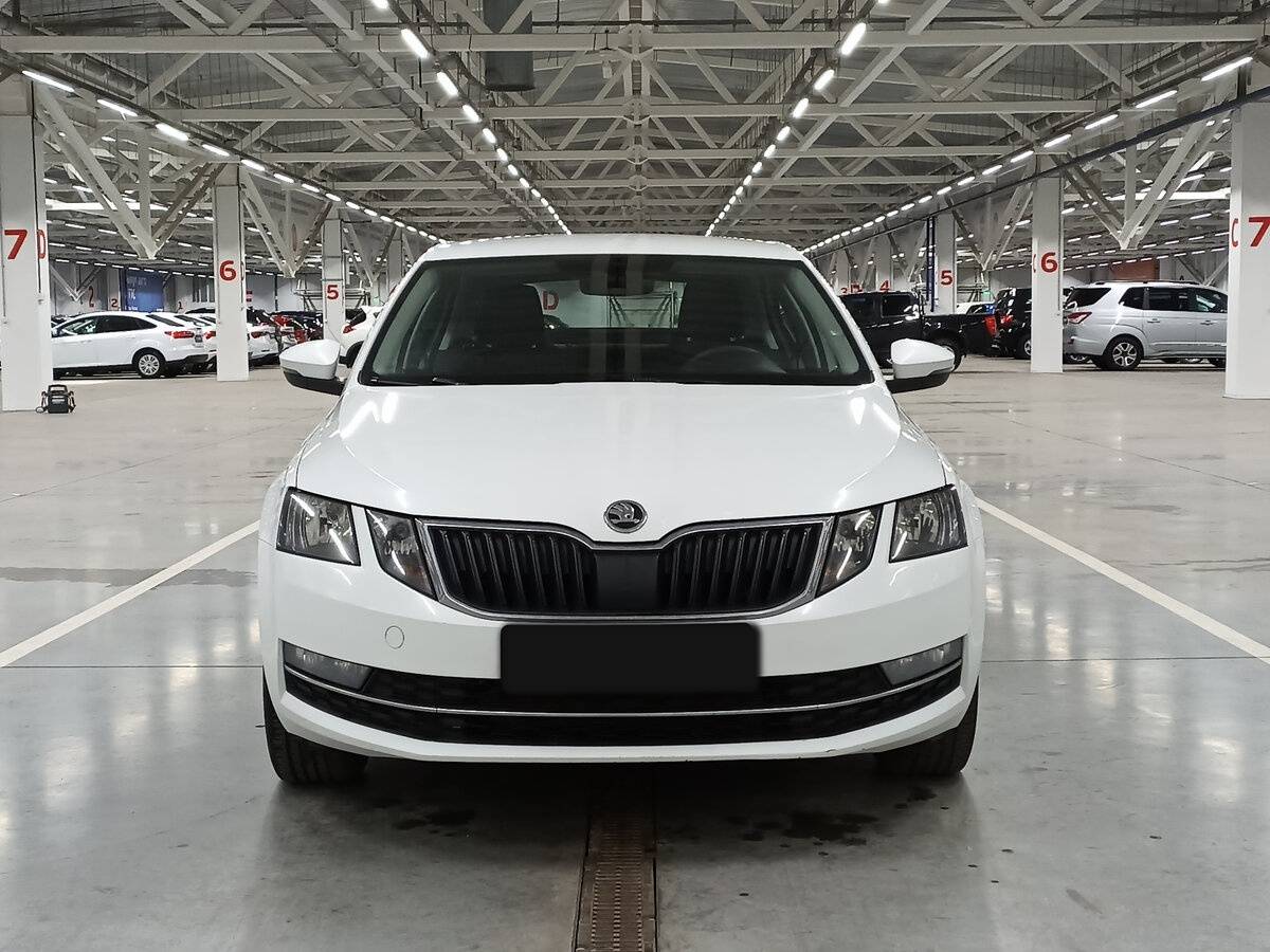 Skoda Octavia б/у, 2018, Автоматическая. Фото: #1
