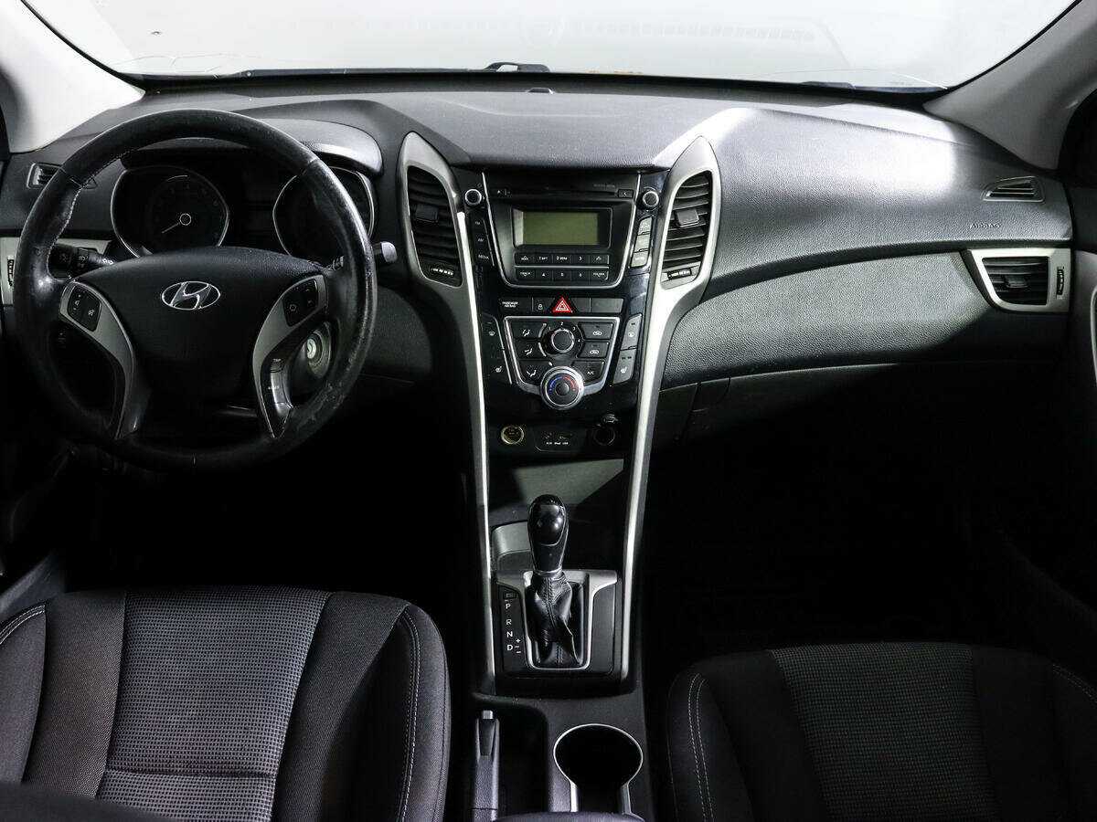 Hyundai i30 б/у, 2012, Автоматическая. Фото: #9