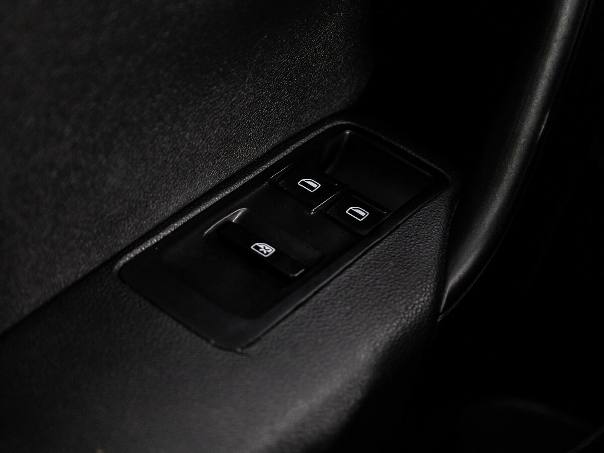 Volkswagen Polo б/у, 2016, Автоматическая. Фото: #12