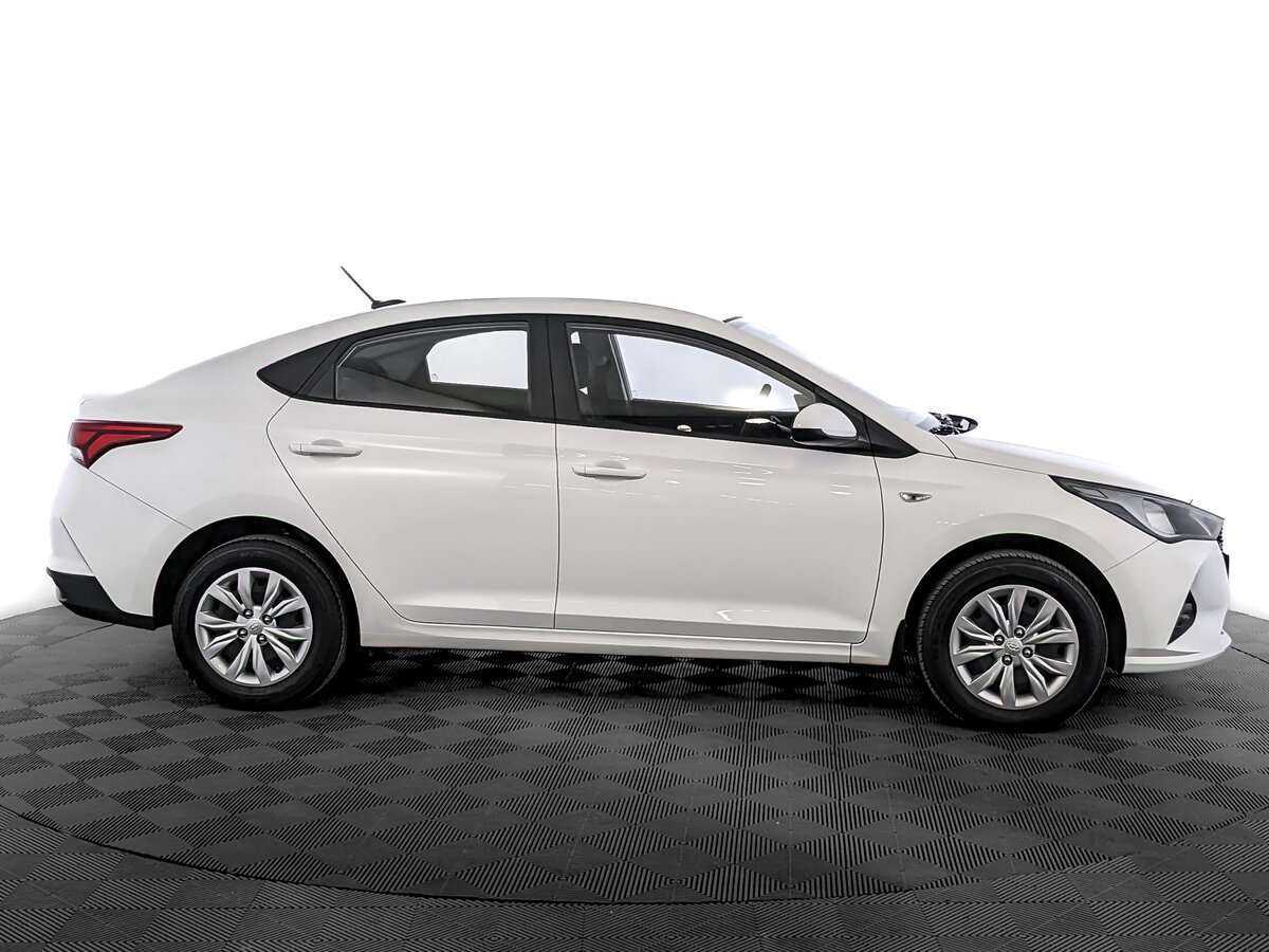 Hyundai Solaris б/у, 2022, Автоматическая. Фото: #3