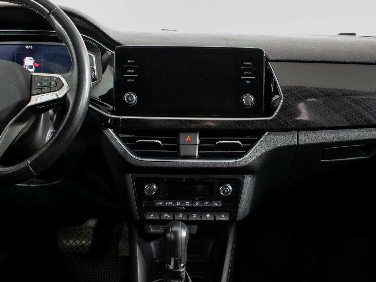 Volkswagen Polo б/у, 2022, Роботизированная. Фото: #10