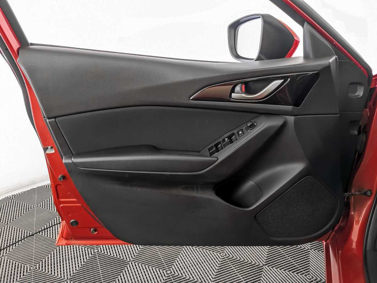 Mazda 3 б/у, 2015, Автоматическая. Фото: #14