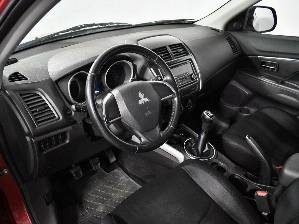 Mitsubishi ASX б/у, 2013, Механическая. Фото: #8