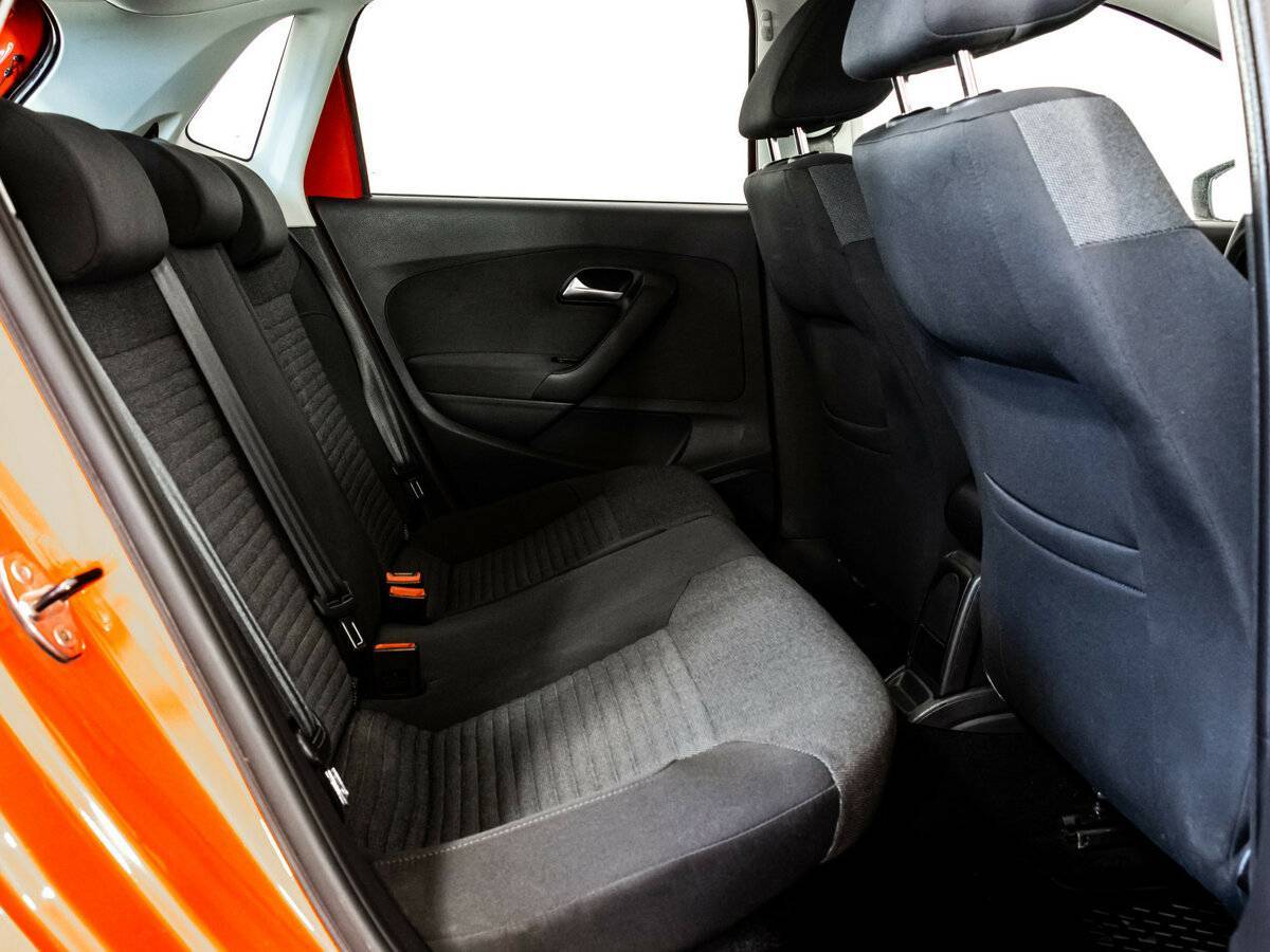 Volkswagen Polo б/у, 2013, Механическая. Фото: #13