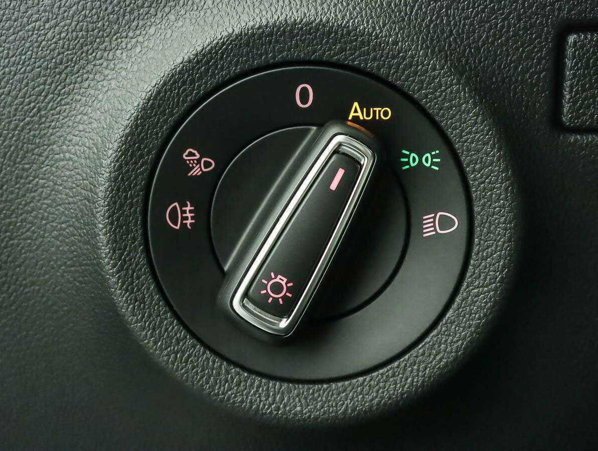 Volkswagen Polo б/у, 2021, Механическая. Фото: #11