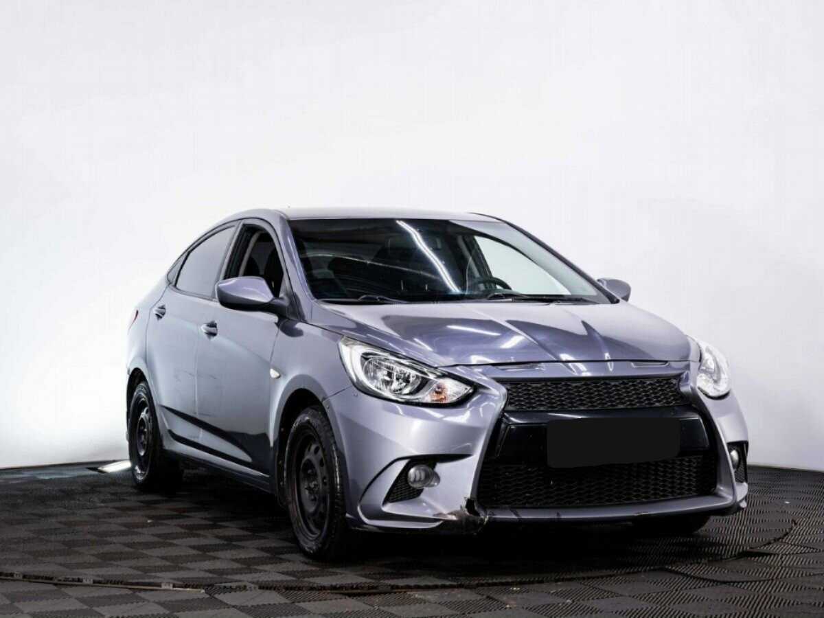 Hyundai Solaris б/у, 2012, Механическая. Фото: #2