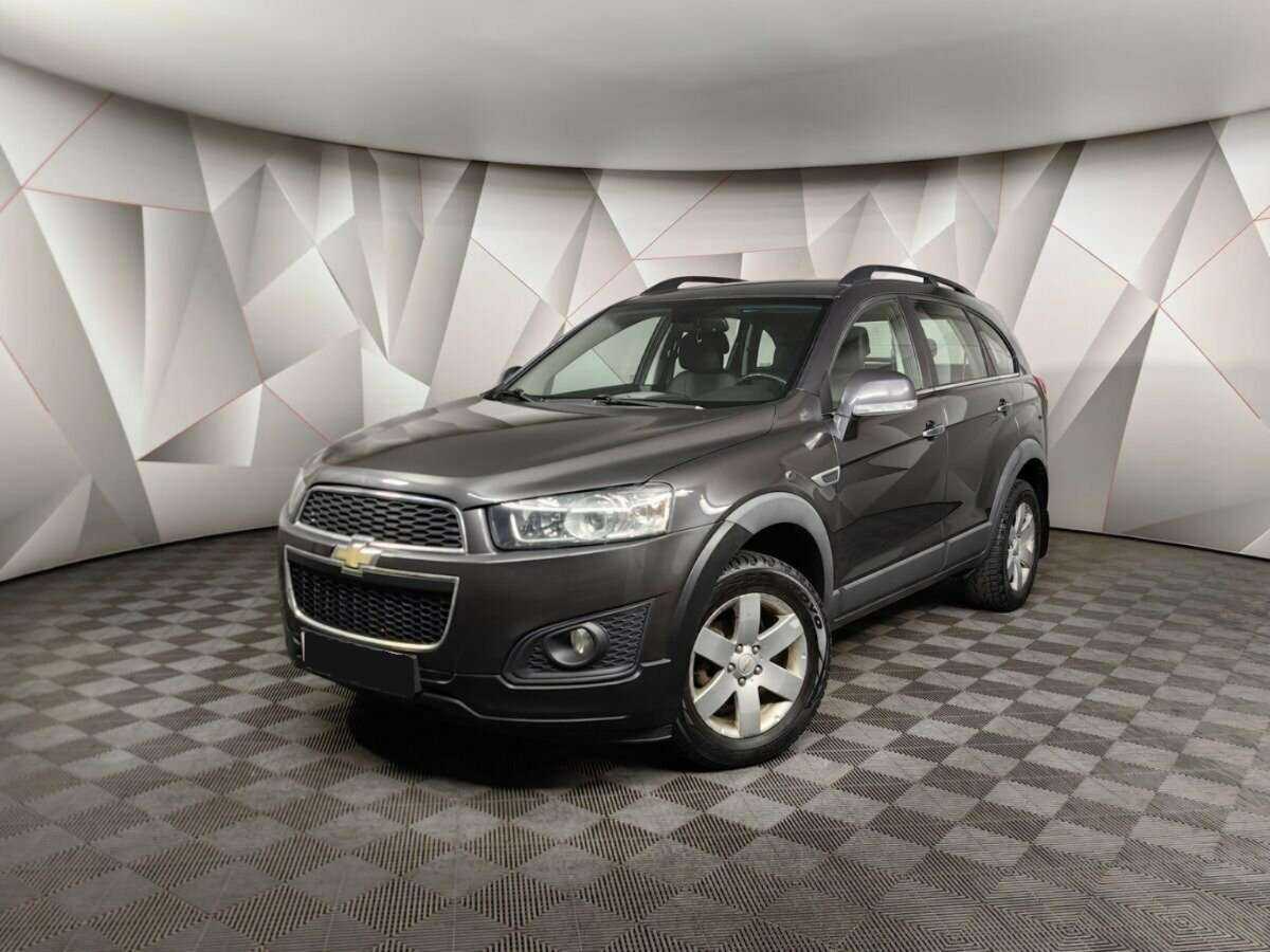 Chevrolet Captiva б/у, 2015, Автоматическая. Фото: #0