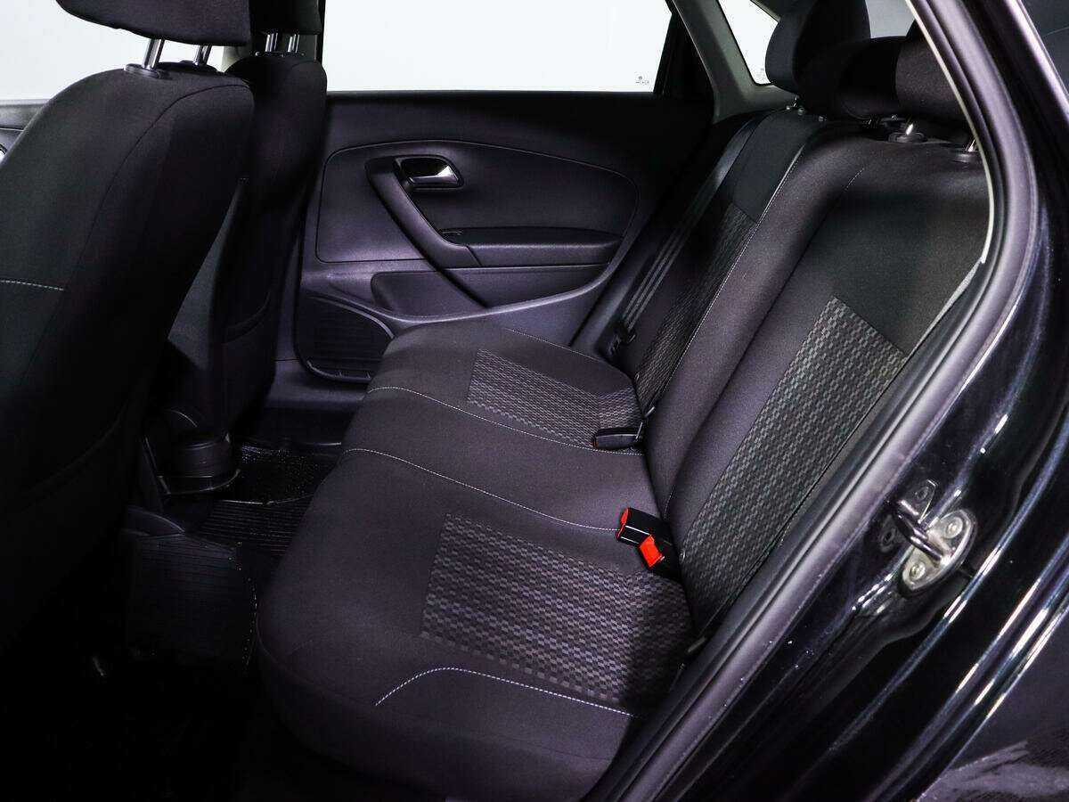 Volkswagen Polo б/у, 2016, Механическая. Фото: #6