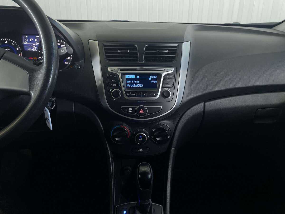 Hyundai Solaris б/у, 2016, Автоматическая. Фото: #11