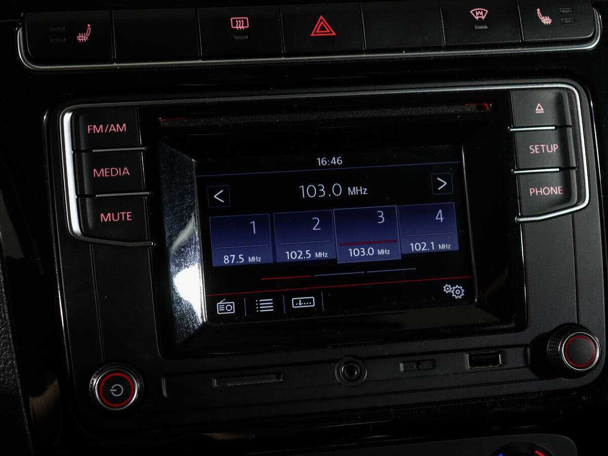 Volkswagen Polo б/у, 2017, Автоматическая. Фото: #20