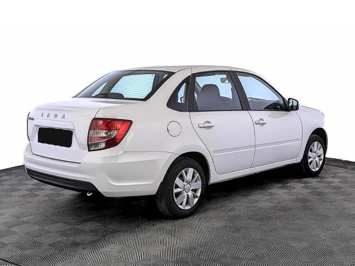 Lada (ВАЗ) Granta б/у, 2022, Механическая. Фото: #4