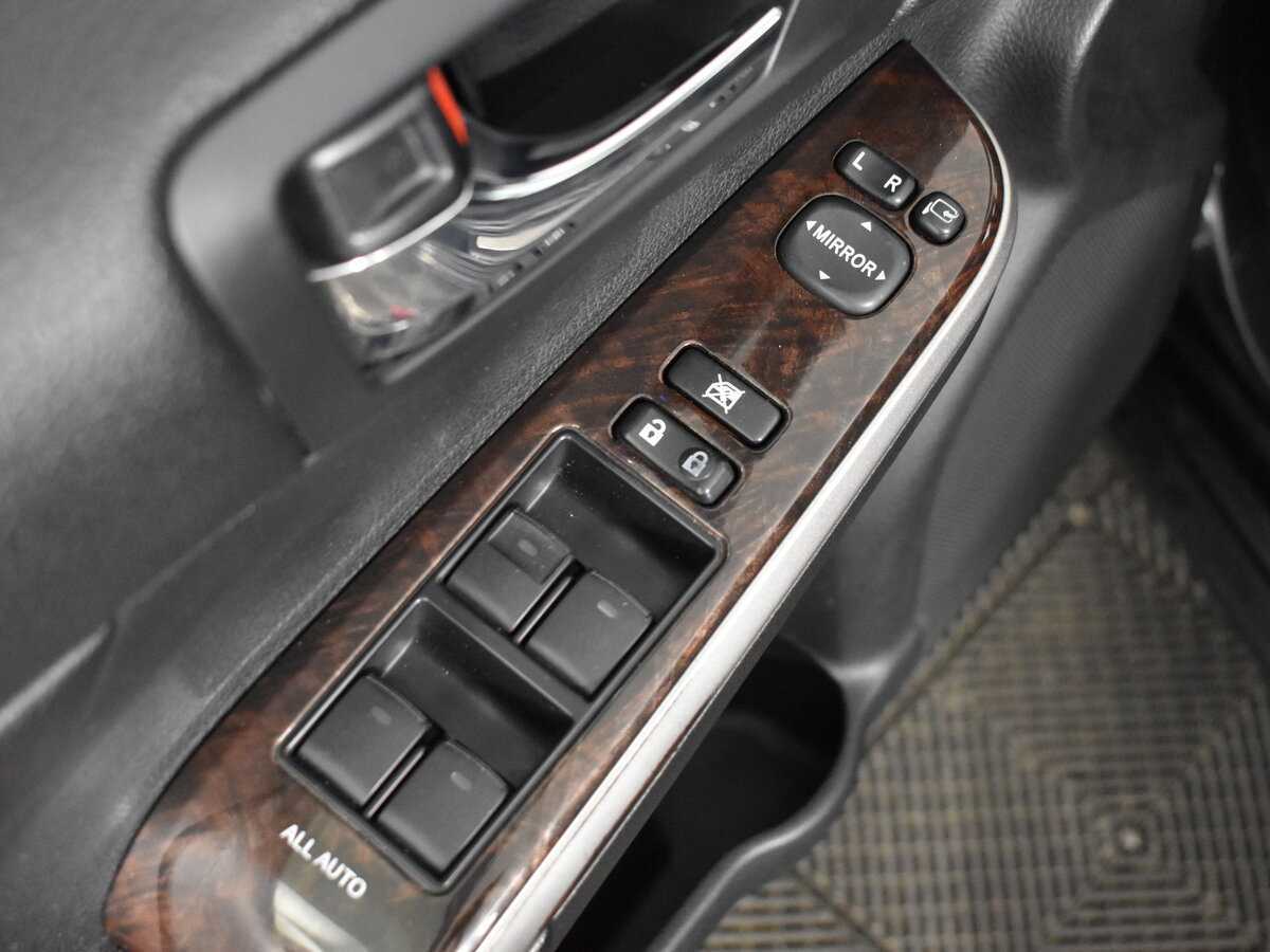 Toyota Camry б/у, 2015, Автоматическая. Фото: #7