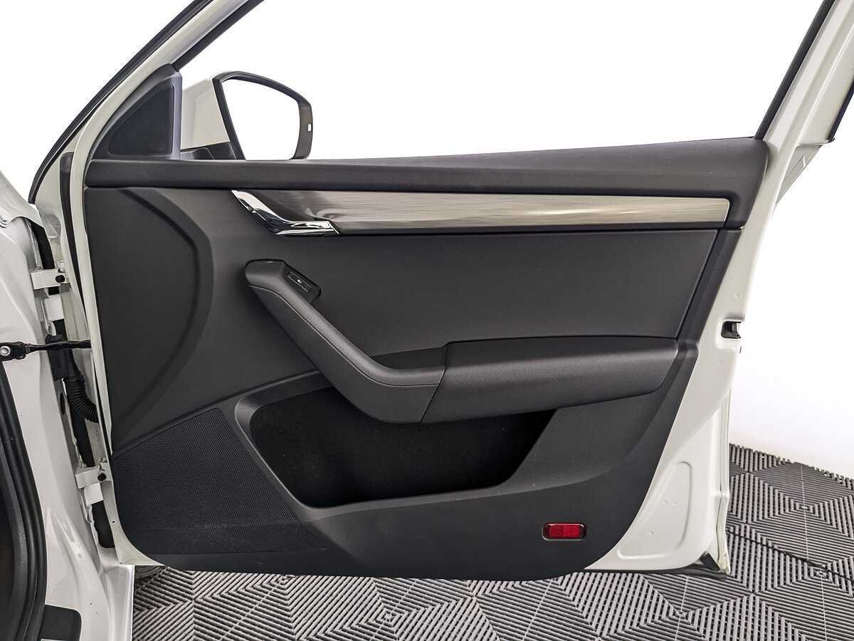 Skoda Octavia б/у, 2018, Роботизированная. Фото: #24