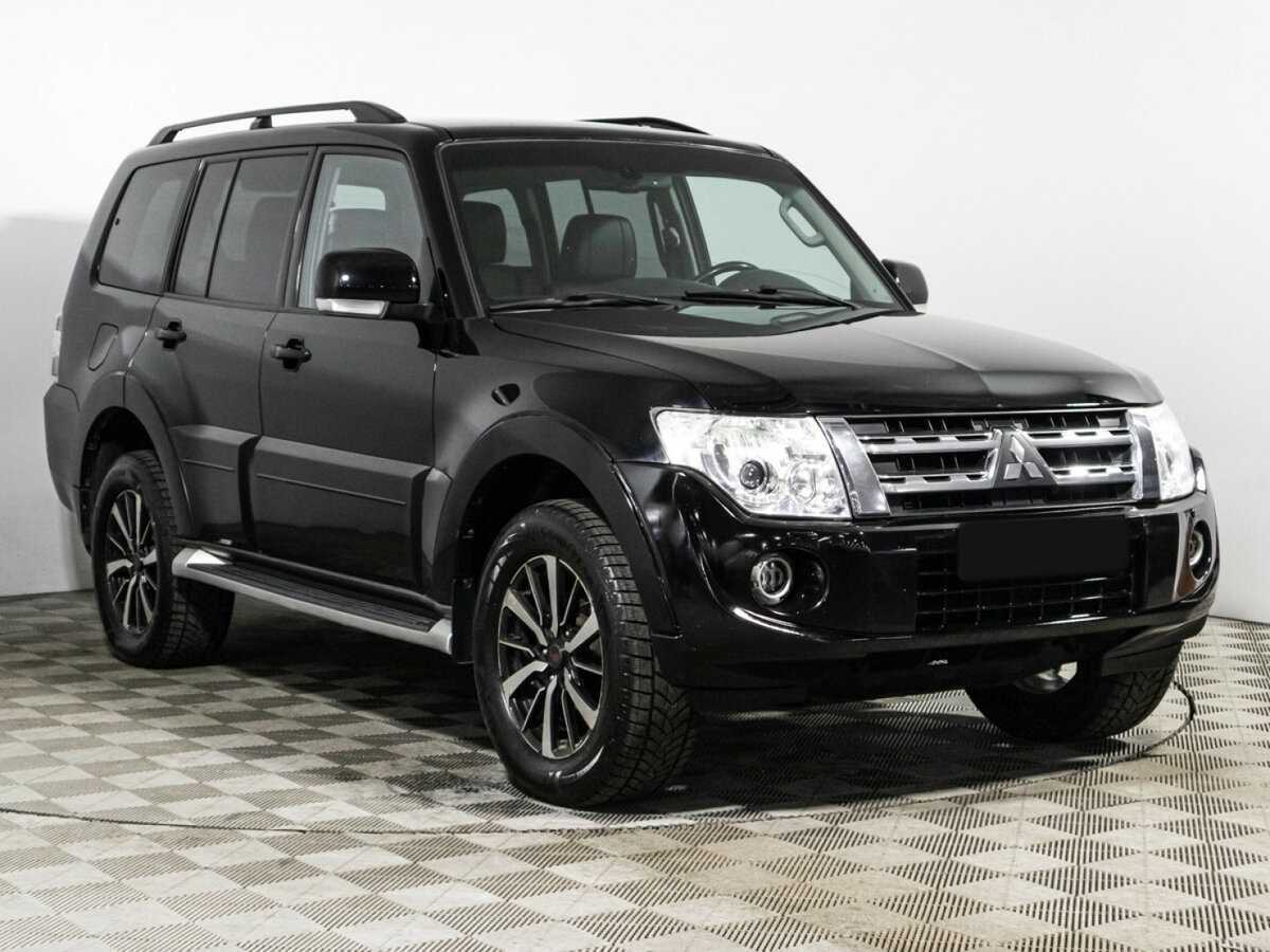 Mitsubishi Pajero б/у, 2012, Автоматическая. Фото: #2